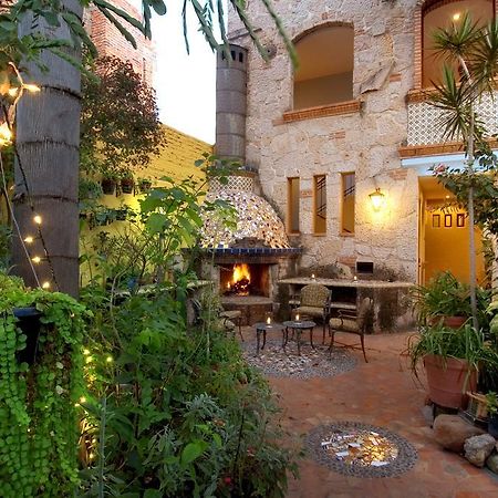 לינה וארוחת בוקר Tlaquepaque Casa De Las Flores מראה חיצוני תמונה