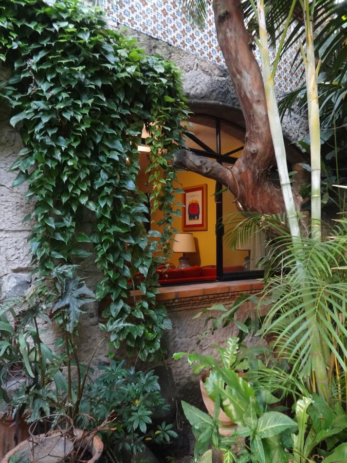 לינה וארוחת בוקר Tlaquepaque Casa De Las Flores מראה חיצוני תמונה