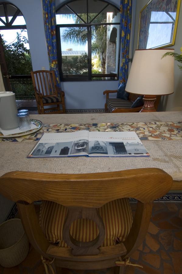 לינה וארוחת בוקר Tlaquepaque Casa De Las Flores מראה חיצוני תמונה